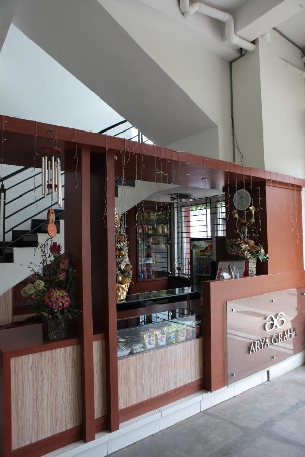 Arya Graha Semarang Hotel Exterior foto