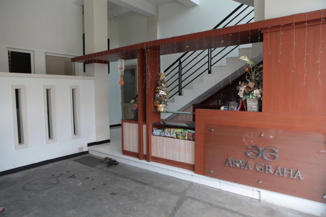 Arya Graha Semarang Hotel Exterior foto