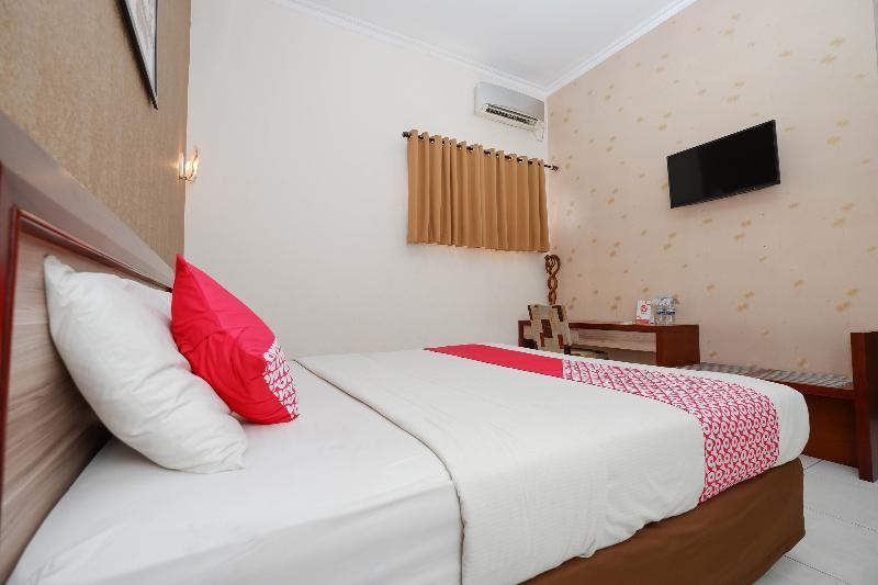 Arya Graha Semarang Hotel Exterior foto