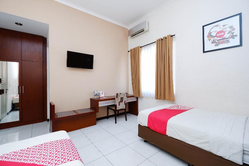 Arya Graha Semarang Hotel Exterior foto